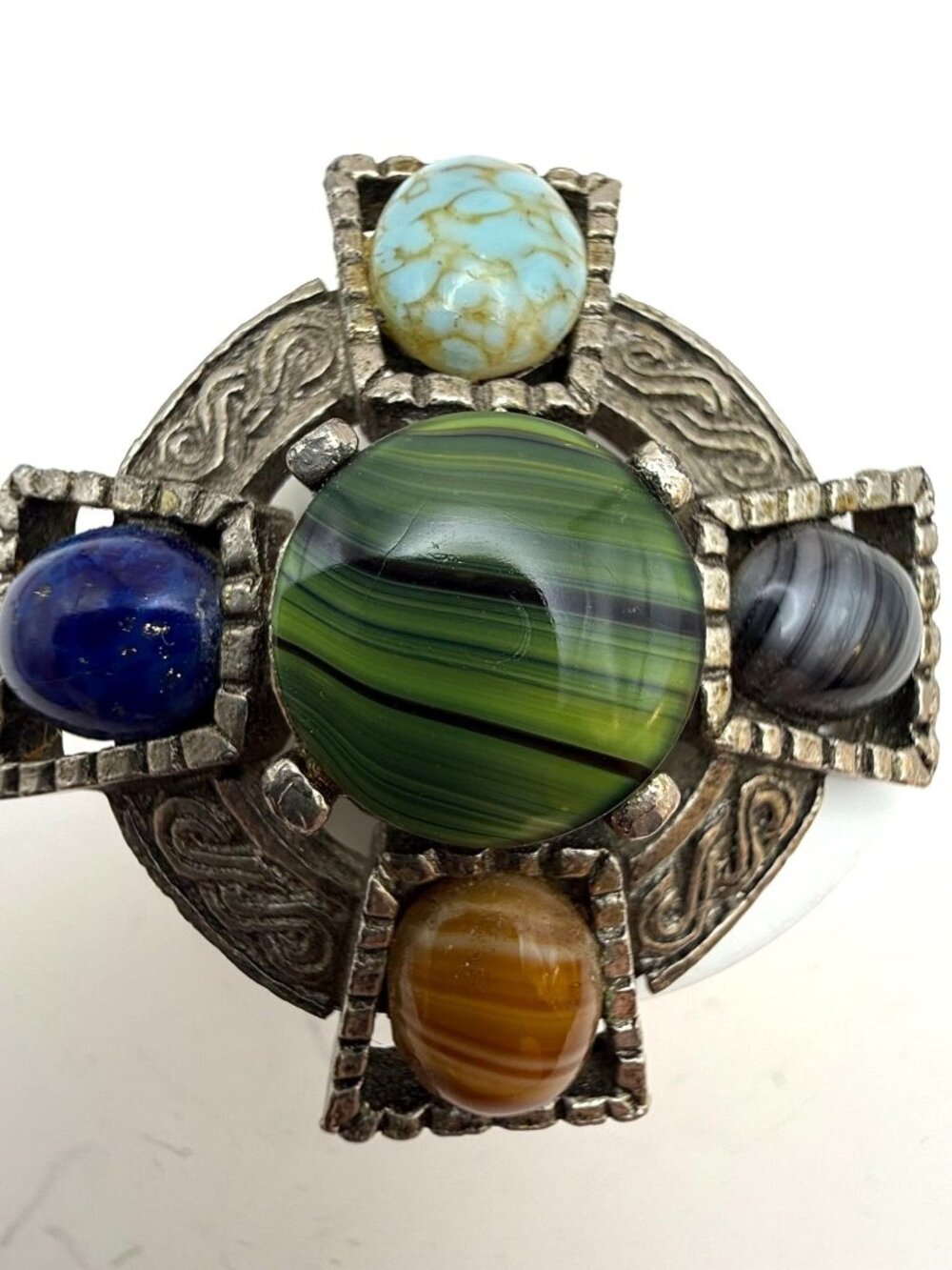 VTG Celtic Style Multi Stone Glass Agate Brooch Round Faux Turquoise Lapis Fashi